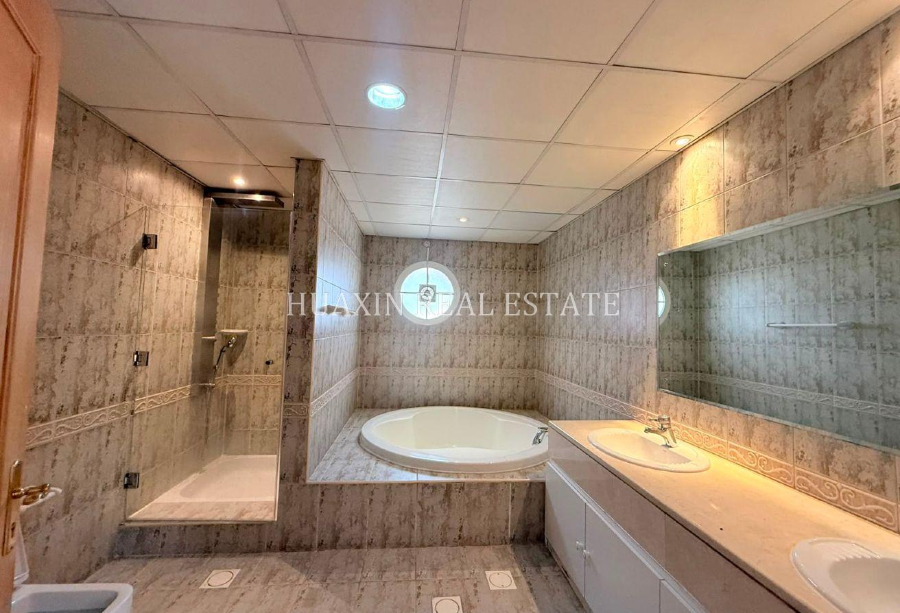 Spacious | Close to the beach | Independent Villa photo 12