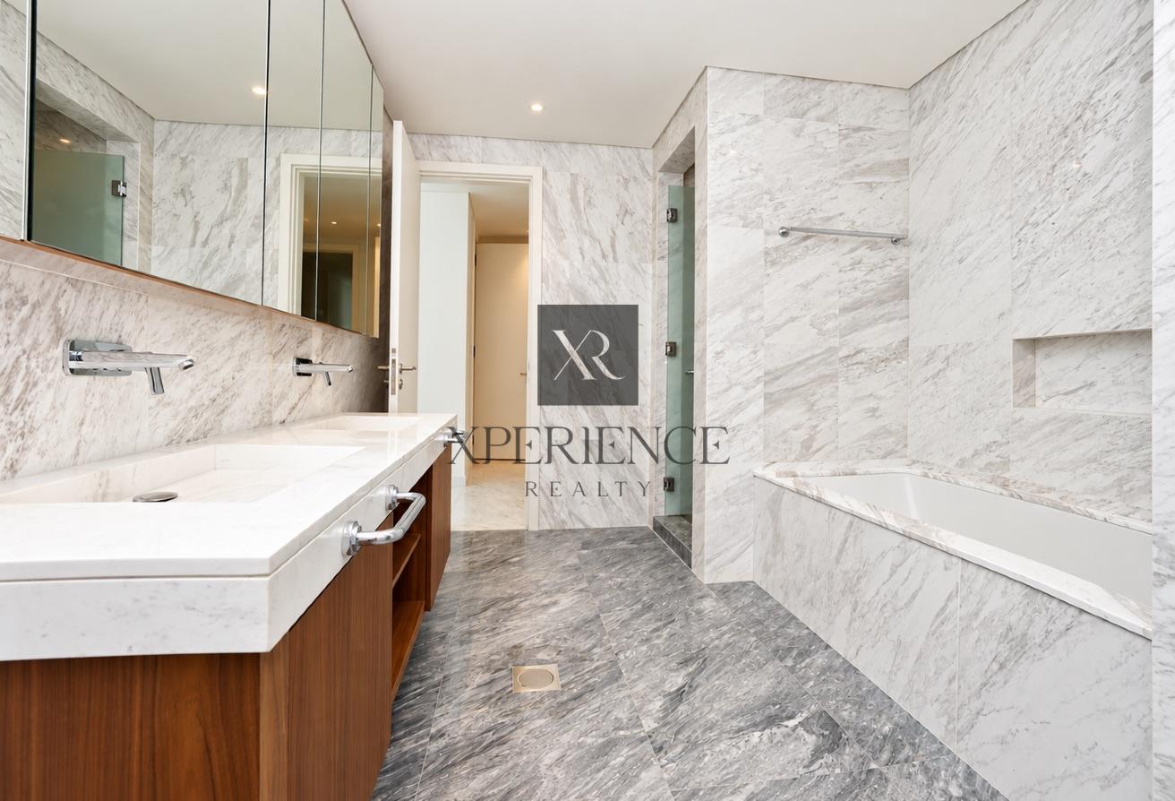 4 BED+MAID PENTHOUSE | FULL CREEK VIEW | VACANT photo 25