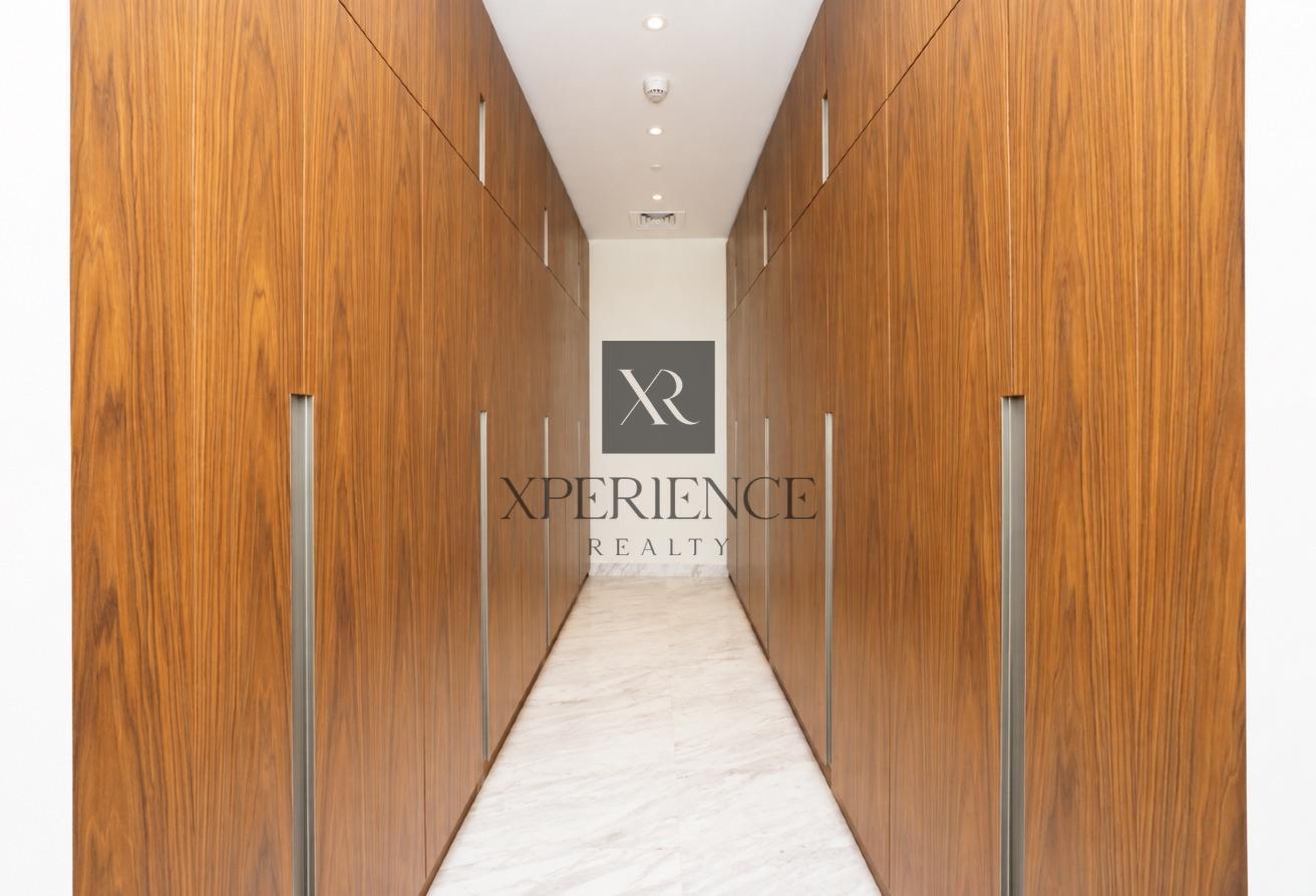 4 BED+MAID PENTHOUSE | FULL CREEK VIEW | VACANT photo 17