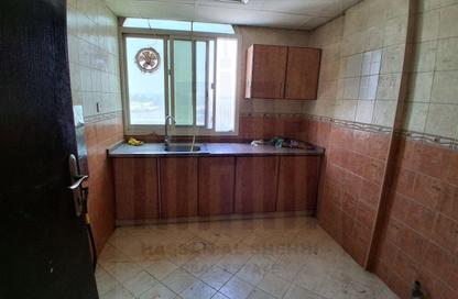 شقة - 1 - 1 للايجار في طريق فاير ستاشن - مويلح - الشارقة