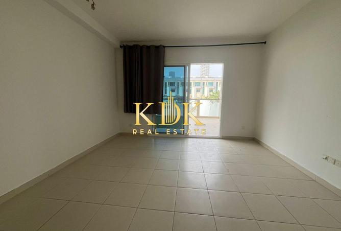 76149987 - Property Image 2