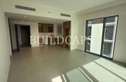 Apartment - 3 Bedrooms - 3 Bathrooms for rent in Downtown Views - Zabeel 2 - Zabeel - Dubai