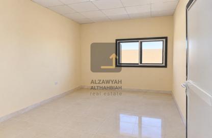 Land - Studio for rent in Al Sajaa - Sharjah