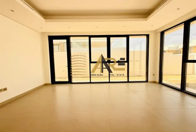 151370552 - Property Image 2