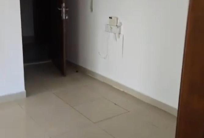 81958695 - صورة العقار 3