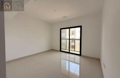 Apartment - 3 Bedrooms - 3 Bathrooms for rent in Al Jurf 2 - Al Jurf - Ajman Downtown - Ajman