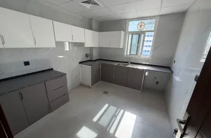 Apartment - 2 Bedrooms - 3 Bathrooms for rent in Al Jurf 2 - Al Jurf - Ajman Downtown - Ajman