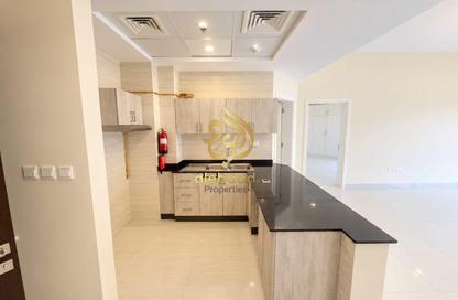 Apartment - 1 - 1 for rent in Sondos Building - Liwan - Dubai
