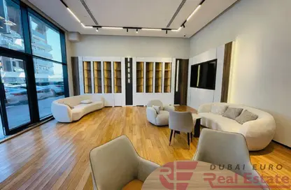 Shop - Studio - 1 Bathroom for rent in M2M Building - Meydan Avenue - Meydan - Dubai