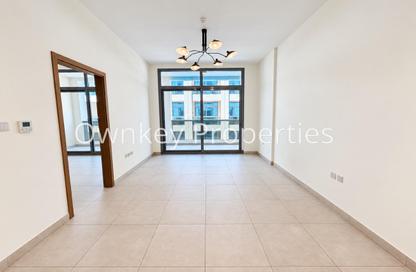 Apartment - 1 - 2 for rent in Al Nasr Central Building - Oud Metha - Bur Dubai - Dubai