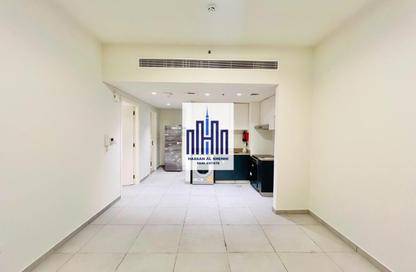 Apartment - 1 Bedroom - 2 Bathrooms for rent in East Village - Aljada - Sharjah