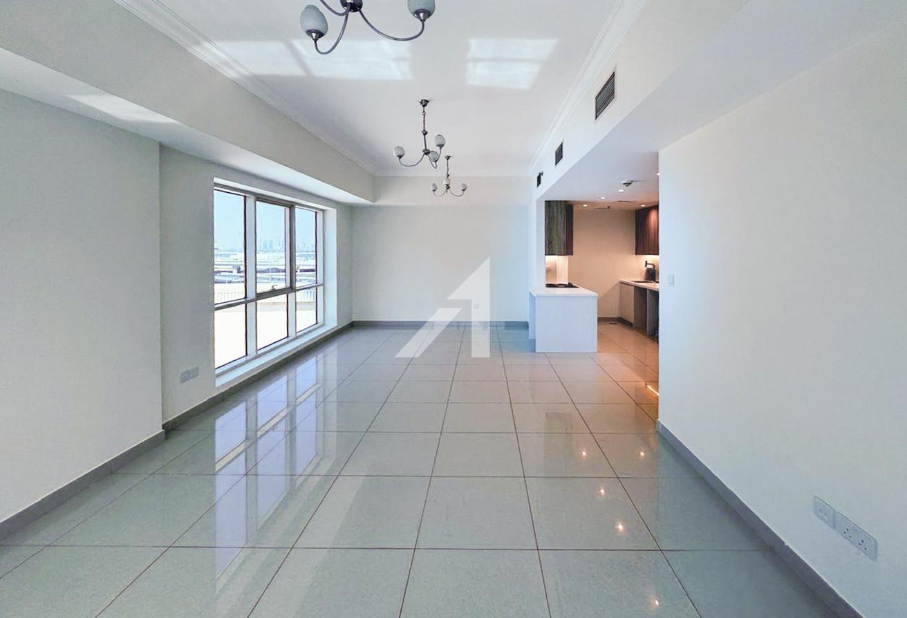 Spacious | Vacant | Unfurnished photo 6