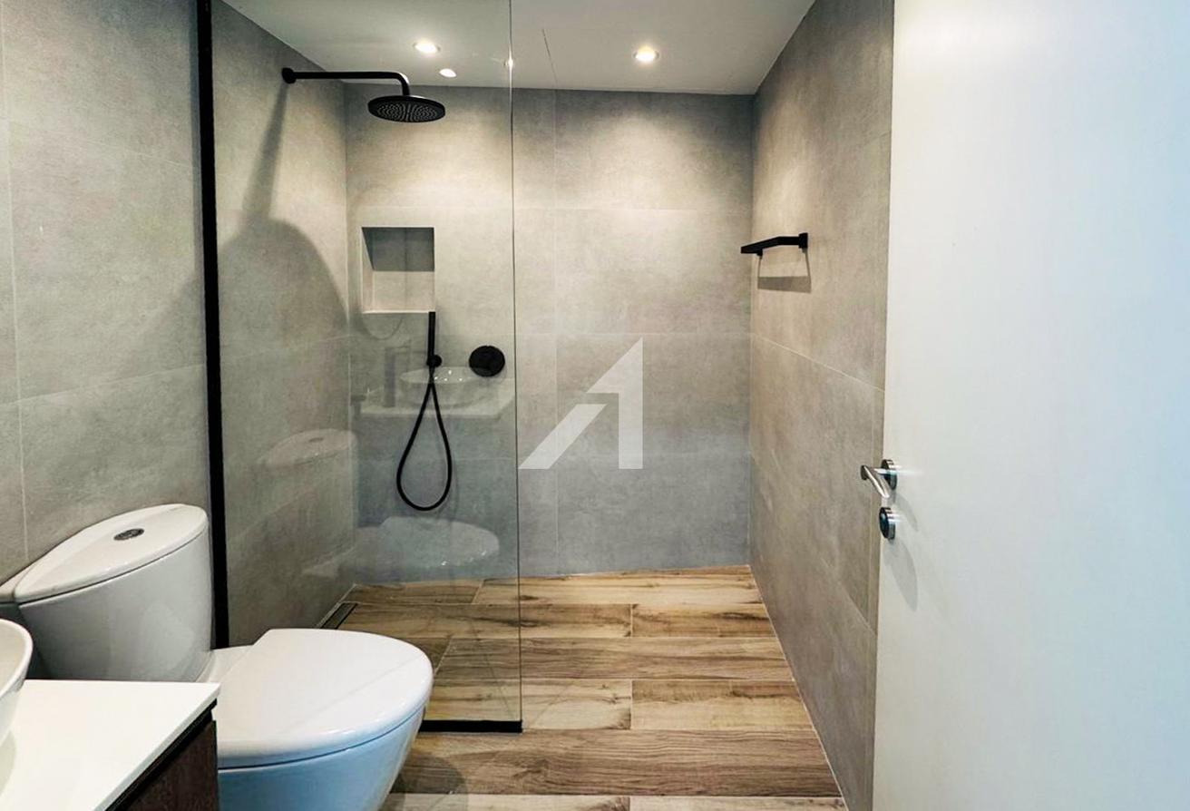 Spacious | Vacant | Unfurnished photo 18