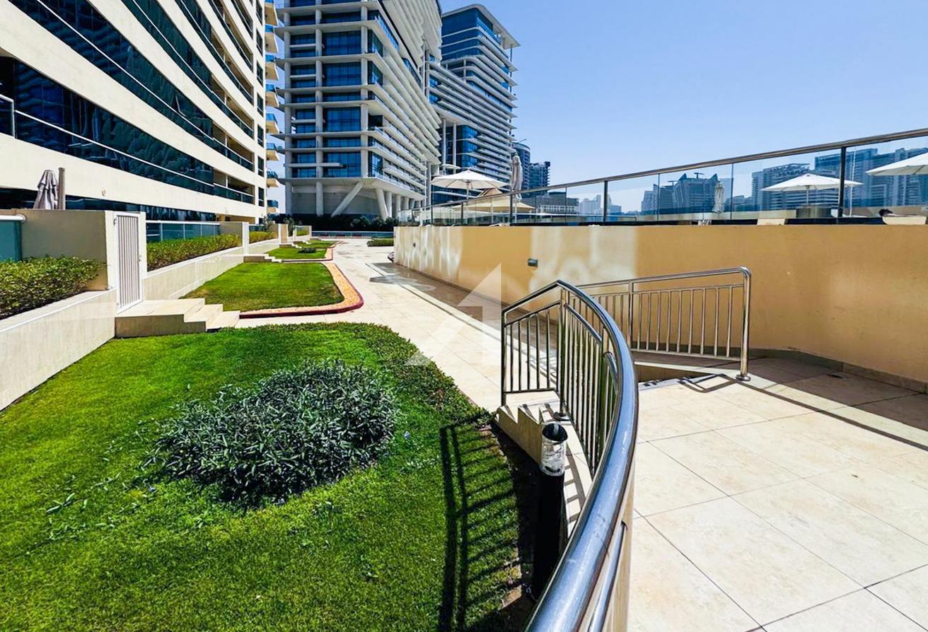 Spacious | Vacant | Unfurnished photo 27
