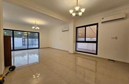 Villa - 4 - 6 for rent in Umm Suqeim 2 Villas - Umm Suqeim 2 - Umm Suqeim - Dubai