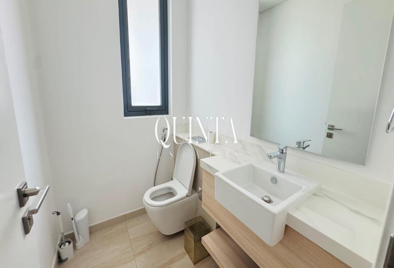Single Row | 3 Bedrooms | Ready to Move | For Rent photo 13