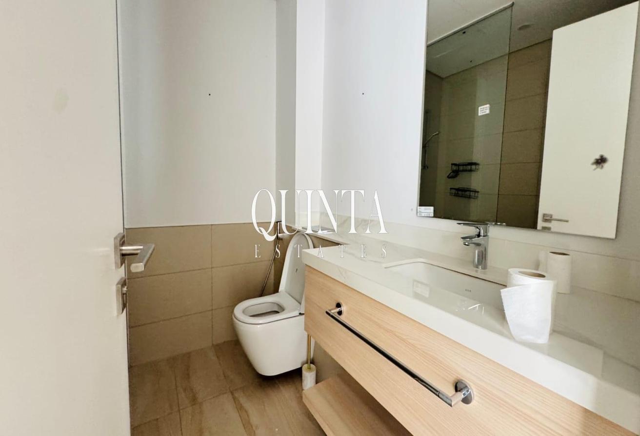 Single Row | 3 Bedrooms | Ready to Move | For Rent photo 14