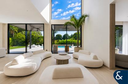 Villa - 5 - 5 for rent in Entertainment Foyer - Oasis Clusters - Jumeirah Islands - Dubai