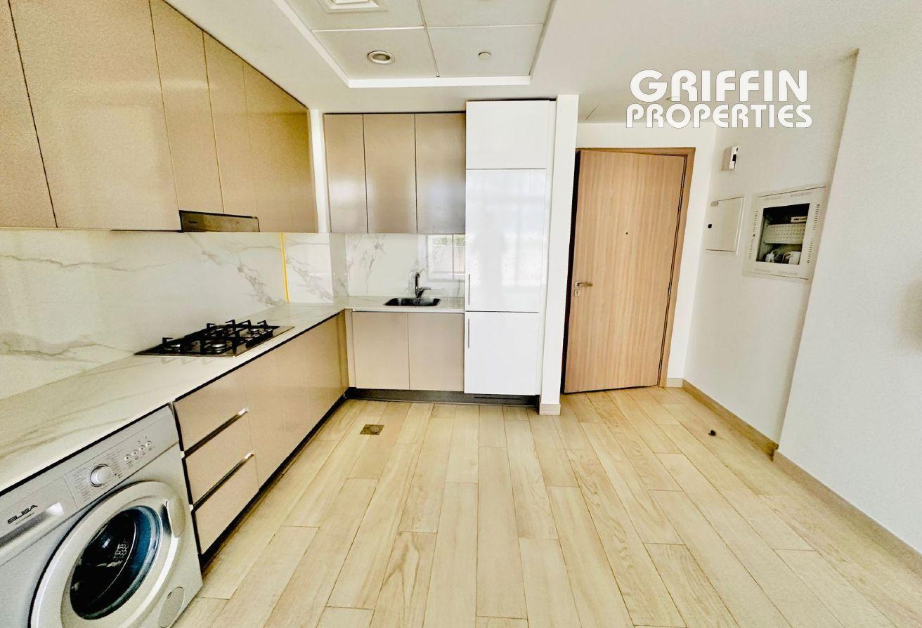 Unfurnished | Biggest Layout | Pool View | 1BHK photo 9