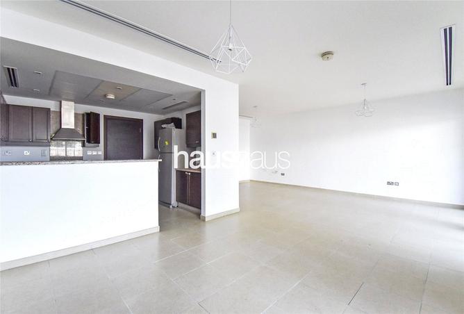 2-bed townhouse in District 2 · Vacant on transfer — photo 3