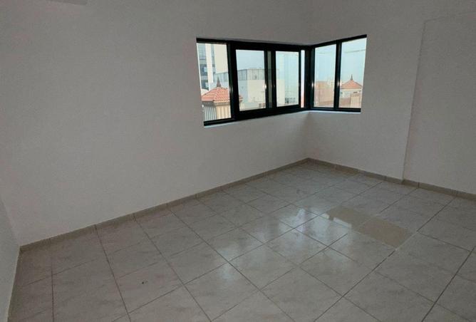 81127336 - Property Image 2