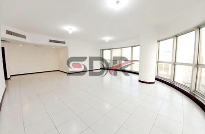 Apartment - 4 - 5 for rent in Silver Tower - Corniche Road - Abu Dhabi