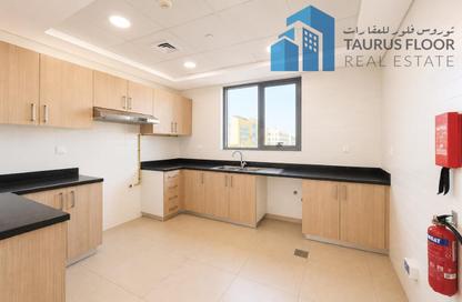 Apartment - 2 Bedrooms - 3 Bathrooms for rent in Manazil Al Muraqqabat 02 - Al Muraqqabat - Deira - Dubai Apartment - 2 Bedrooms - 3 Bathrooms for rent in Manazil Al Muraqqabat 02 - Al Muraqqabat - Deira - Dubai