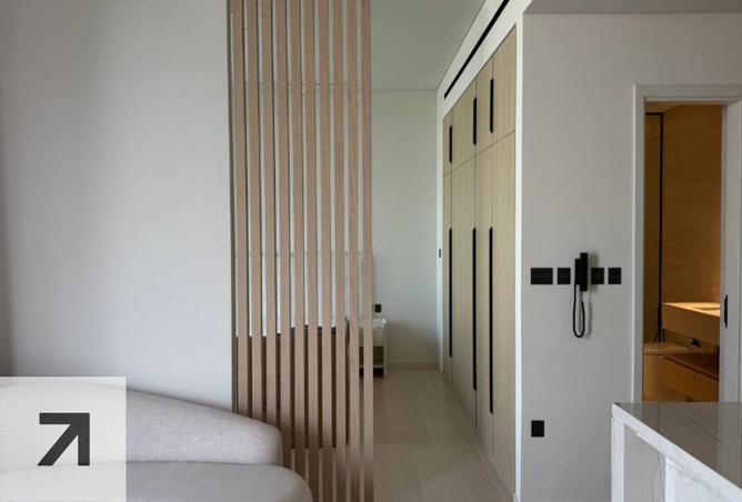 56949628 - Property Image 3