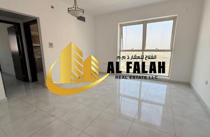 Apartment - 1 - 2 for rent in Zayd Bin Aslam Street - Abu shagara - Sharjah