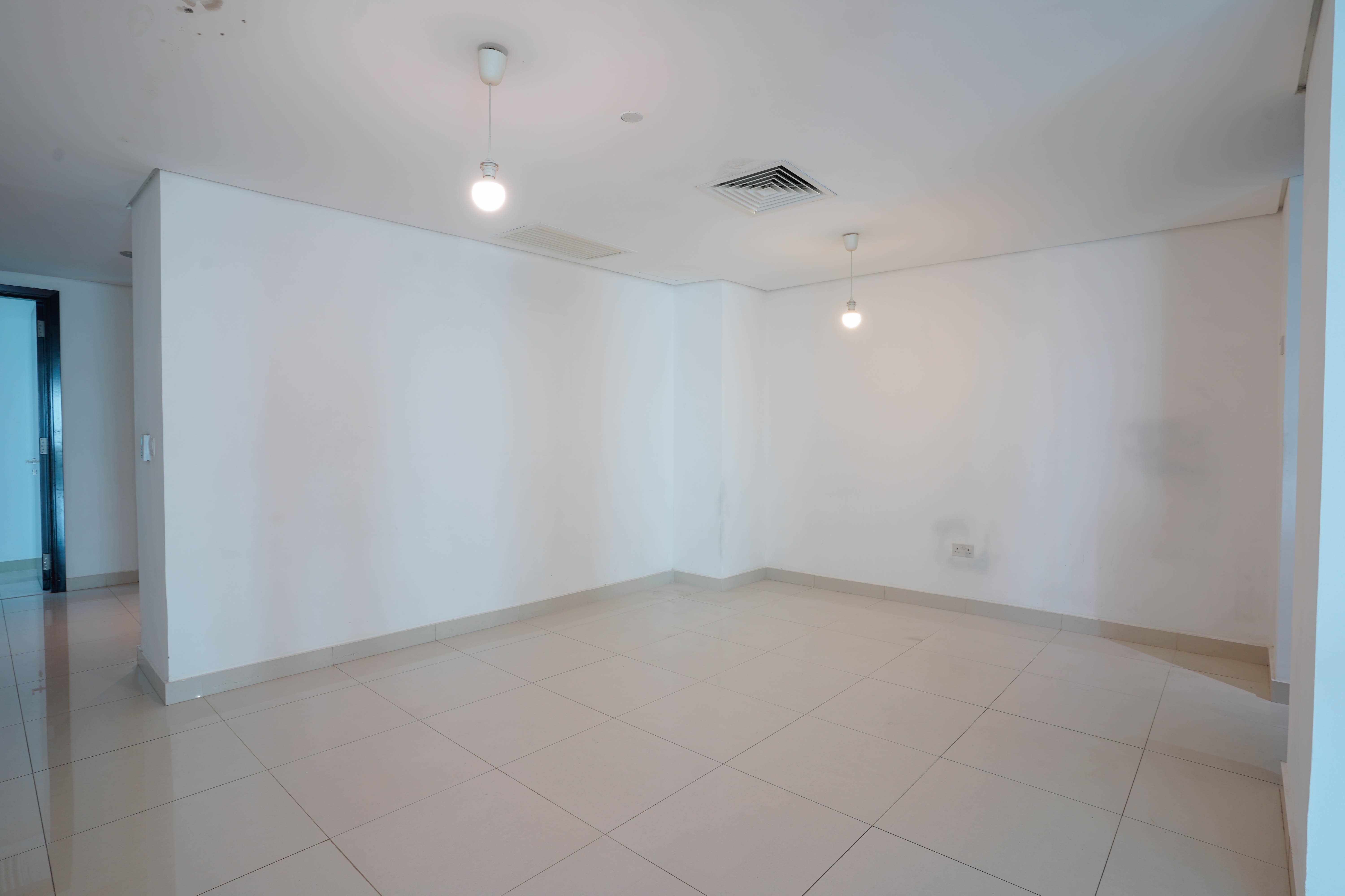 Huge Luxury 4BR+M | Stunning View | Ideal Location