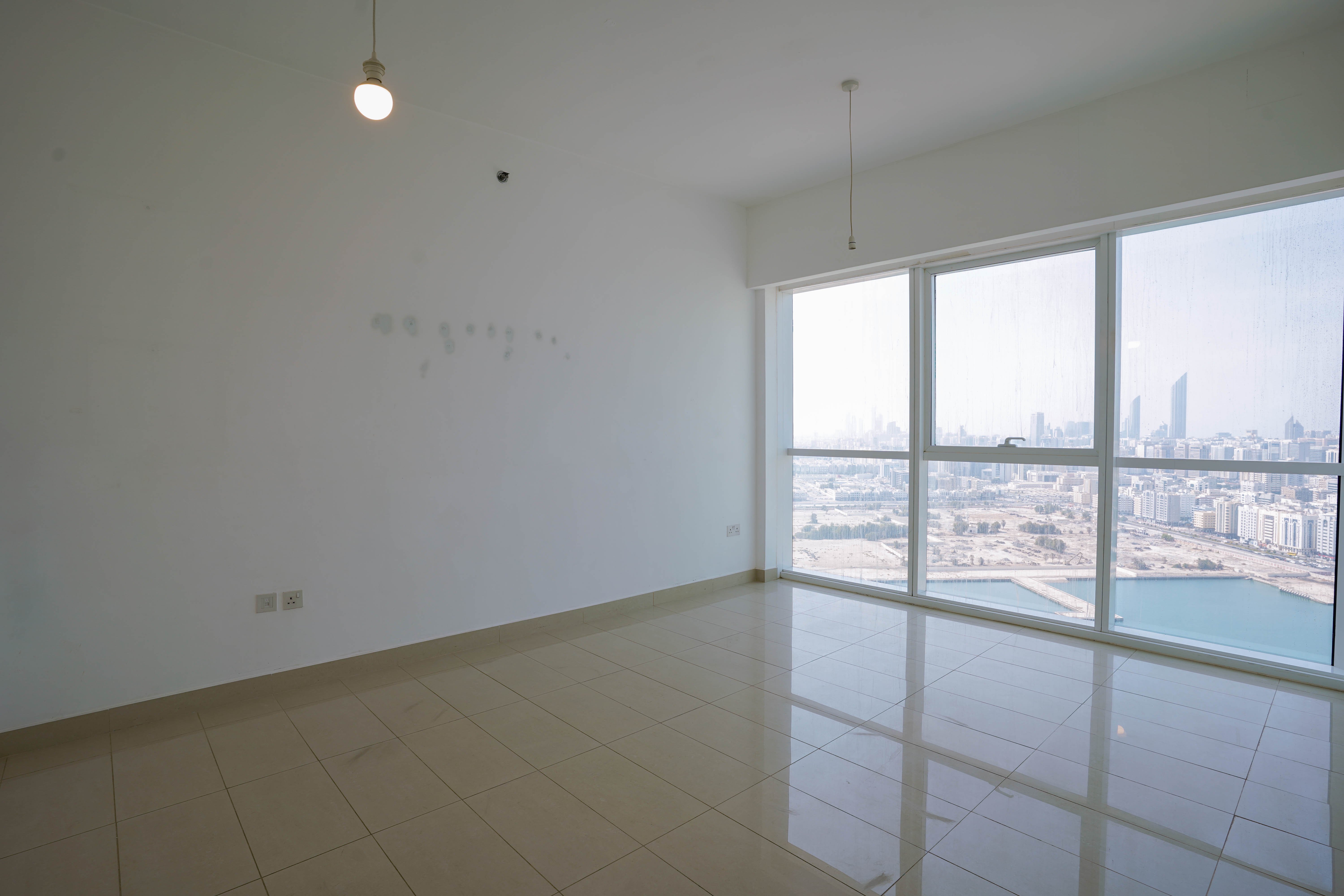 Huge Luxury 4BR+M | Stunning View | Ideal Location