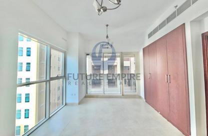 Apartment - 2 Bedrooms - 3 Bathrooms for rent in Al Marzooqi Building - Al Jaddaf - Dubai Apartment - 2 Bedrooms - 3 Bathrooms for rent in Al Marzooqi Building - Al Jaddaf - Dubai