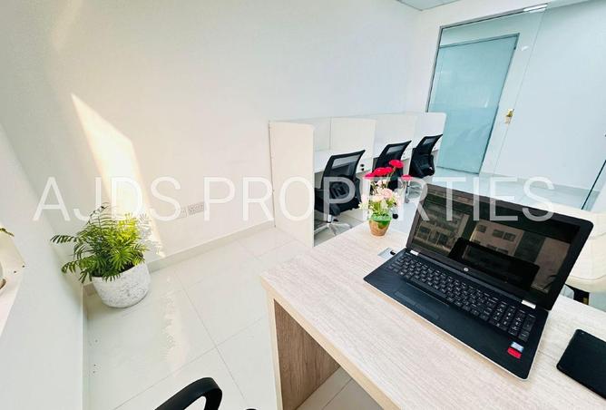 97802435 - Property Main Image