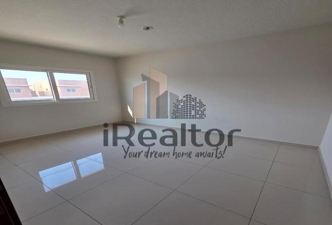 90054636 - Property Image 3