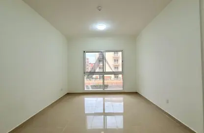 شقة - 1 حمام للايجار في بناية رويال جي في سي - الضاحية 10 - قرية جميرا الدائرية - دبي شقة - 1 حمام للايجار في بناية رويال جي في سي - الضاحية 10 - قرية جميرا الدائرية - دبي