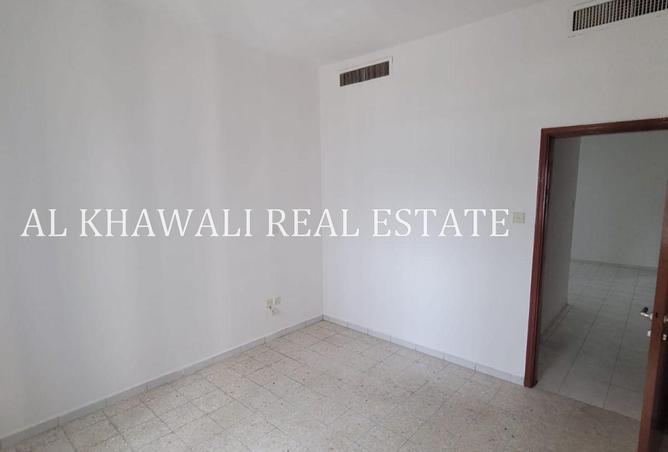 102842576 - Property Image 3