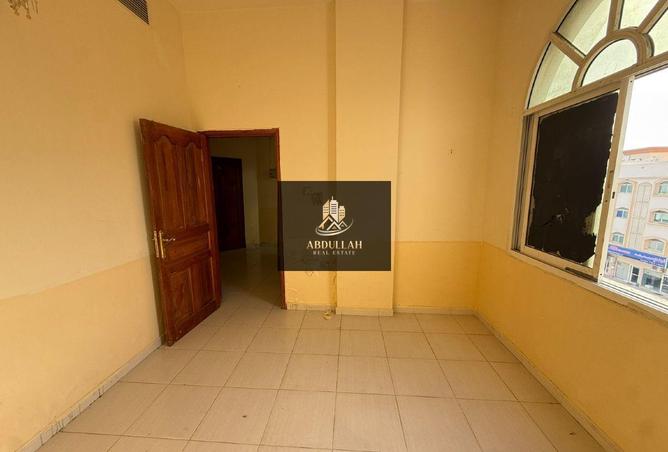 84070467 - Property Image 3
