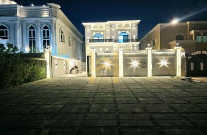 Villa - 4 Bedrooms - 6 Bathrooms for sale in Al Mowaihat 1 - Al Mowaihat - Ajman