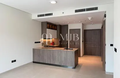 شقة - غرفة نوم - 2 حمامات للايجار في ويست فايف بيزنس باي ريزيدينس - الخليج التجاري - دبي