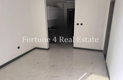 Apartment - 1 Bedroom - 2 Bathrooms for rent in Rukan Tower B - Rukan Tower - Rukan - Dubai Land - Dubai