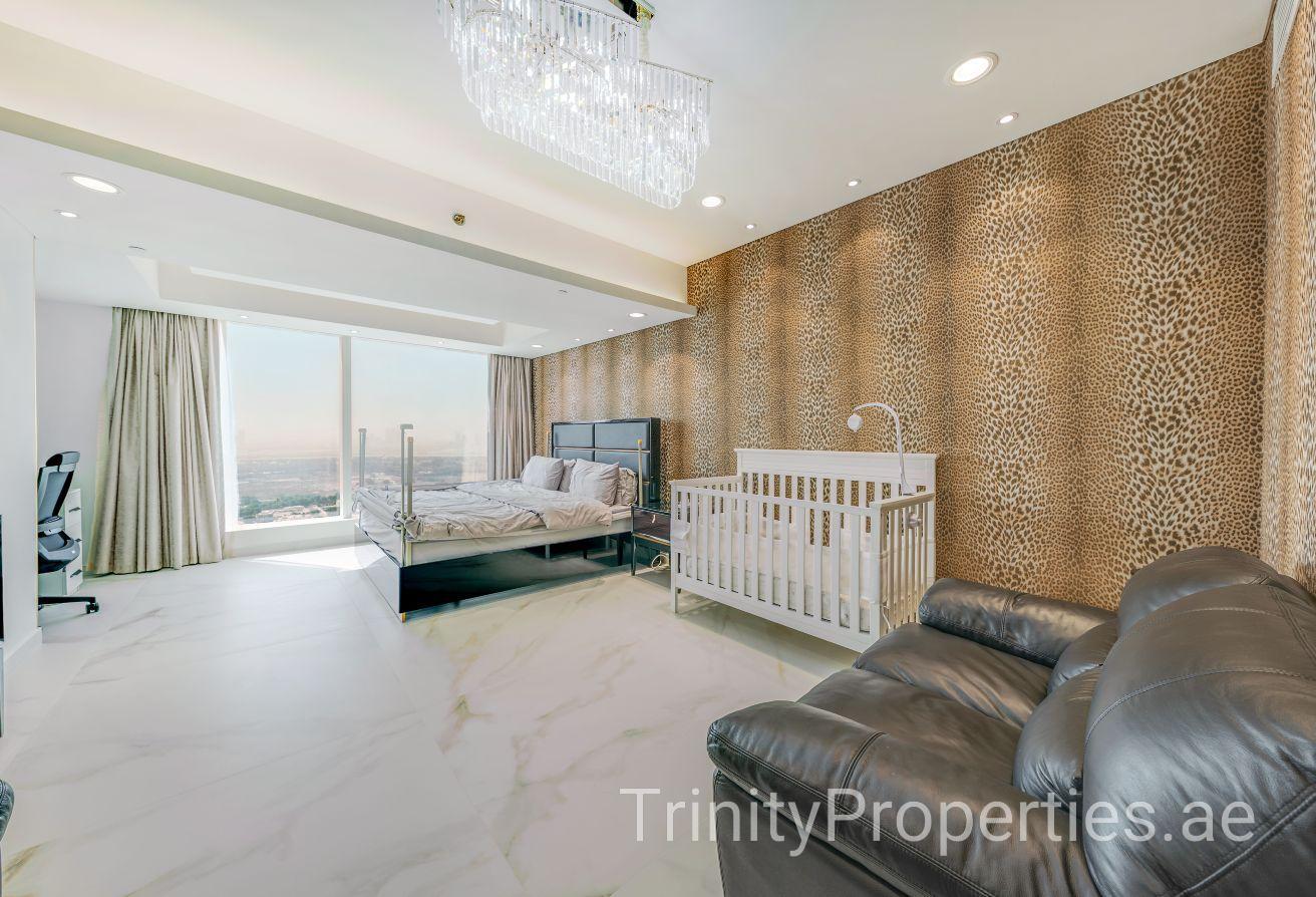 Hermes Interiors | Skyline Views | Upgraded photo 6