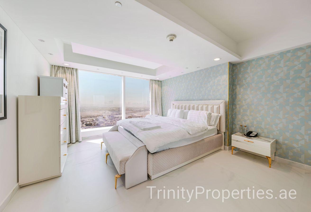 Hermes Interiors | Skyline Views | Upgraded photo 10
