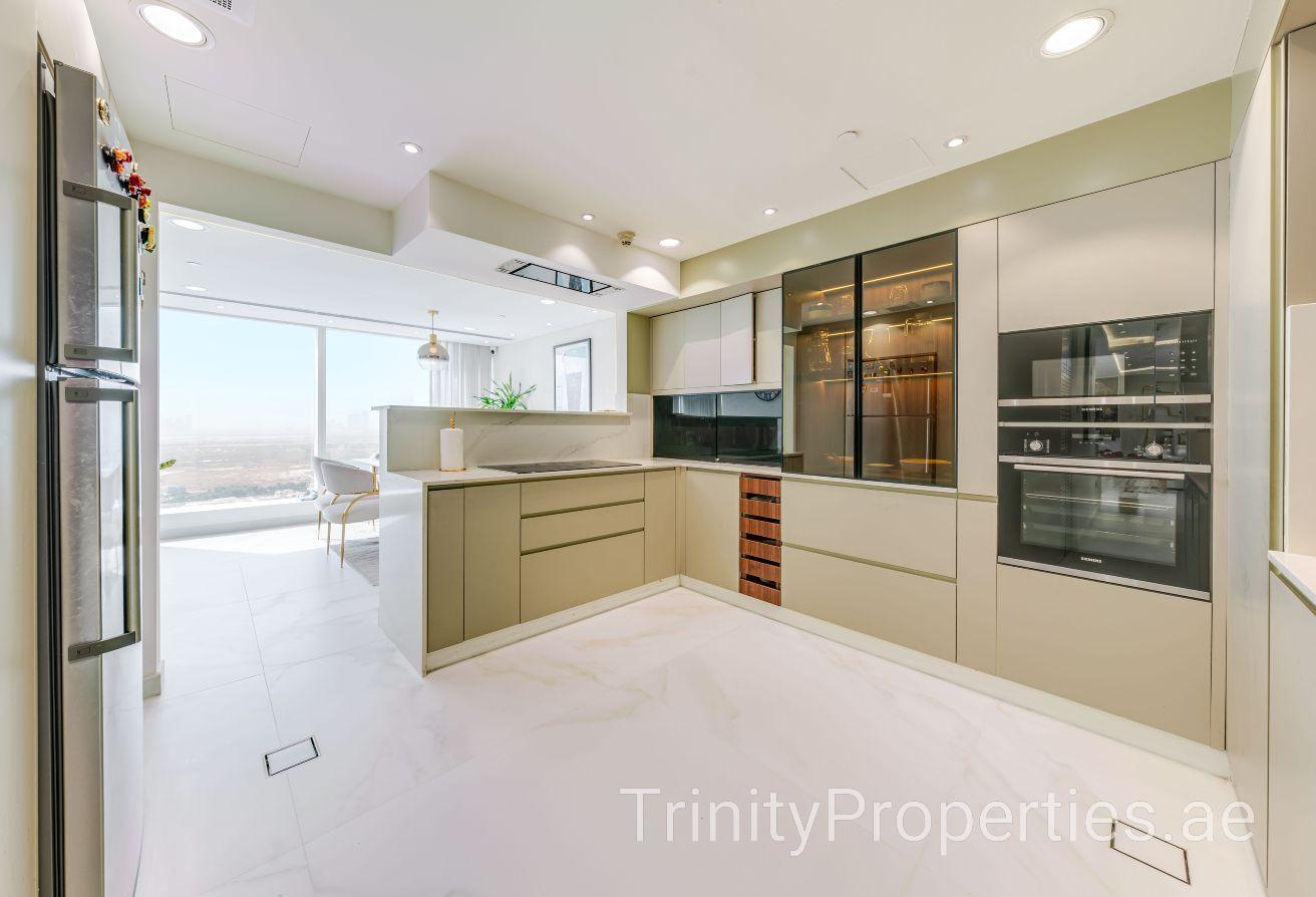 Hermes Interiors | Skyline Views | Upgraded photo 16