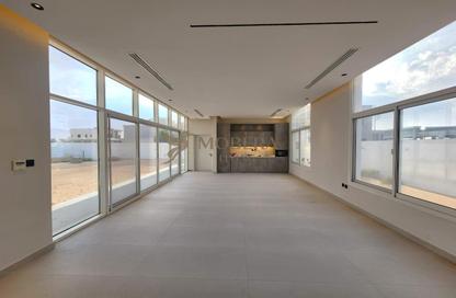Villa - 4 - 5 for rent in Al Aweer - Dubai Villa - 4 - 5 for rent in Al Aweer - Dubai