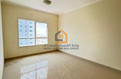 Apartment - 3 Bedrooms - 3 Bathrooms for rent in New Al Taawun Road - Al Taawun - Sharjah