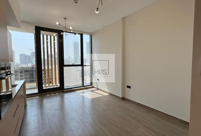 Best offer - 1month free - unfurnished photo 3