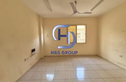 شقة - غرفة نوم - 1 حمام للايجار في طريق فاير ستاشن - مويلح - الشارقة