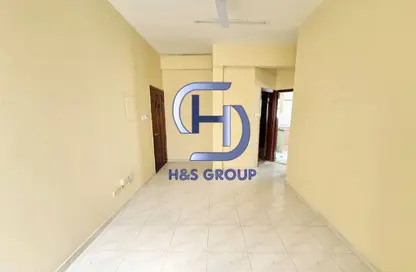 شقة - غرفة نوم - 1 حمام للايجار في طريق فاير ستاشن - مويلح - الشارقة