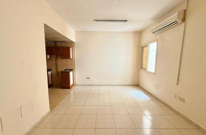 Apartment - Studio - 1 Bathroom for rent in Fire Station Road - Muwaileh - Sharjah