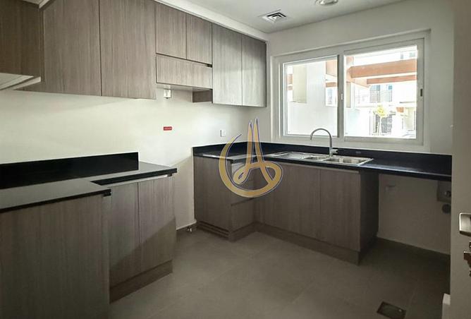 4-bed townhouse in Verona · Brand new — photo 3